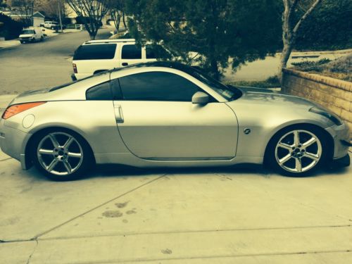 2004 350z touring lowered nismo v2