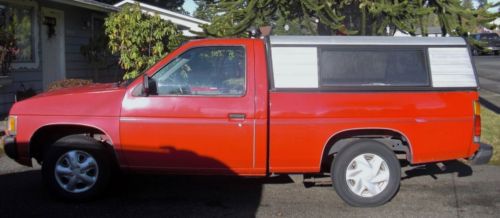 1996 nissan pickup xe standard cab pickup 2-door 2.4l