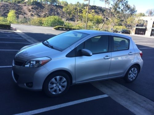 Clean title! Automatic! Fuel efficent! Silver! Great condition!, US $12,599.00, image 2