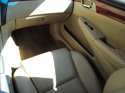 104179 miles Convertible leatehr seats AM FM CD Cassette, image 31