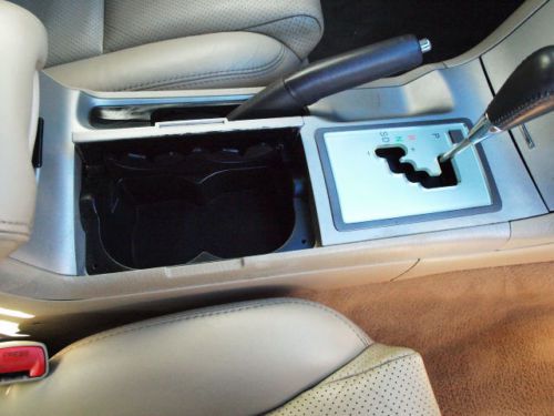 104179 miles Convertible leatehr seats AM FM CD Cassette, image 33