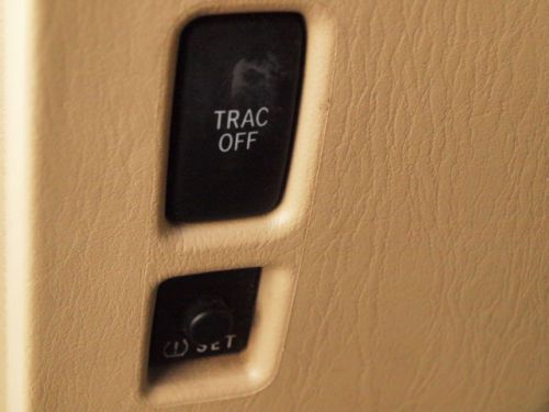 104179 miles Convertible leatehr seats AM FM CD Cassette, image 46