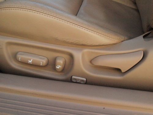 104179 miles Convertible leatehr seats AM FM CD Cassette, image 49