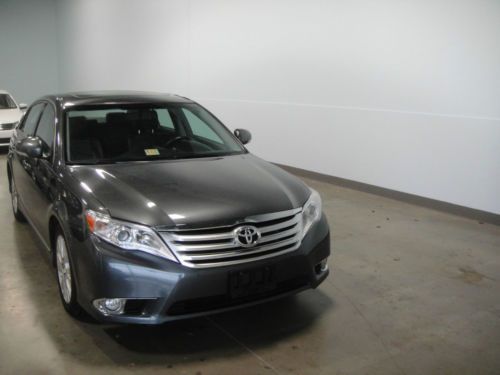 2012 toyota avalon limited sedan 4-door 3.5l