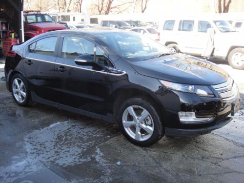 2012 chevrolet volt - clear title   ***no reserve***