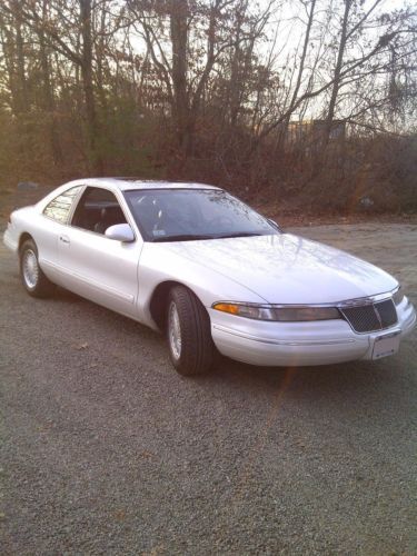 1993 lincoln mark viii 44k original miles, great condition pearl white/ black