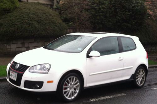 2007 volkswagen gti 6-speed manual 47k miles moving overseas -  no reserve!