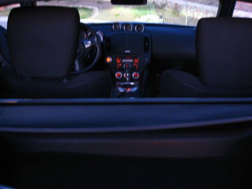 2010 NISSAN 370z - 22k miles.. Rebuilt Texas Title on Hand/ Passed Emissions, image 8