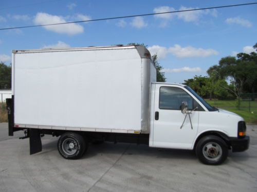 2004 chevy 12ft box truck *2 owner accident free* cargo utility service