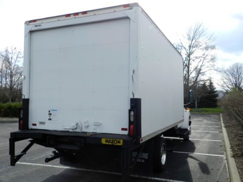Chevrolet C4500 20' Box Truck Duramax Diesel Automatic Maxon Lift 1 OWNER, US $15,900.00, image 7