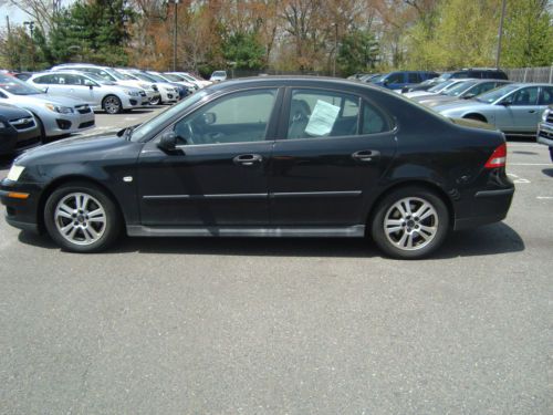 2005 saab 9-3 linear sedan  2.0l clean carfax new car trade jet black and ivory