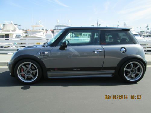 2004 mini cooper s hatchback 2-door 1.6l