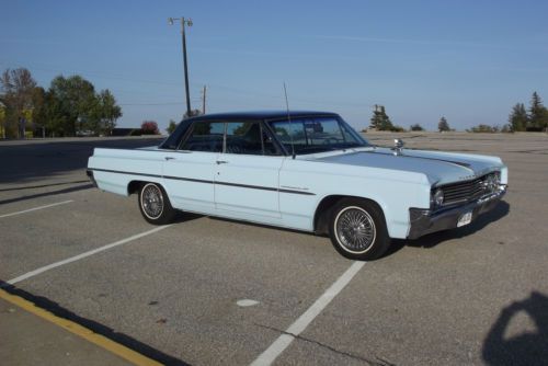 Oldsmobile dynamic 88 1963 holiday