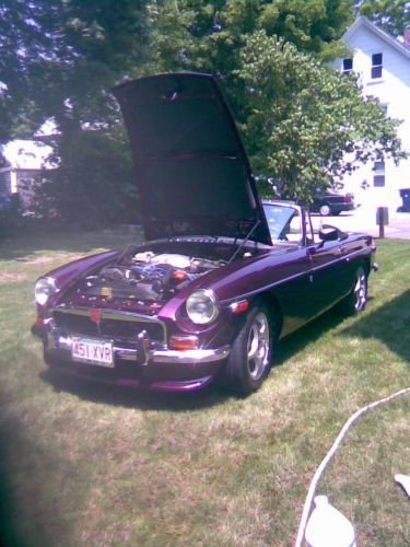 1974 MGB V8 Roadster, image 2