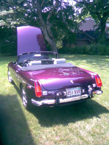 1974 MGB V8 Roadster, image 4