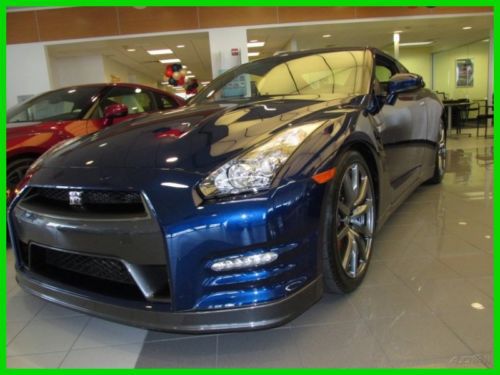 14 deep blue pearl gtr 3.8l v6 dual clutch twin turbo awd *navigation *low miles