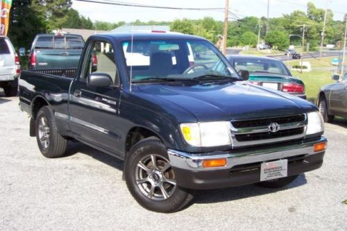 Sharp-alloys-2.4l-4cyl-5-speed-short-bed-regular-cab-cloth-bedliner-very-neat-1