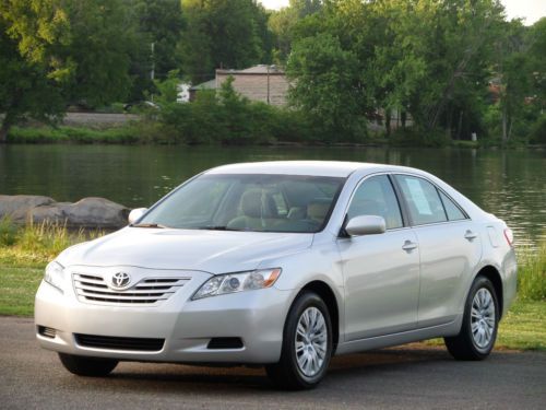2008 Toyota Camry LE Sedan 4-Door 2.4L, US $9,300.00, image 3