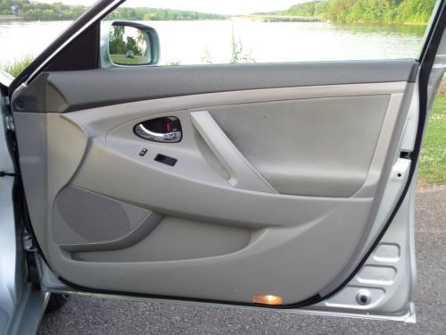 2008 Toyota Camry LE Sedan 4-Door 2.4L, US $9,300.00, image 16