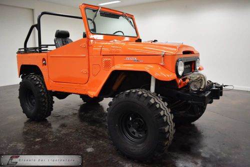 1965 toyota fj40 land cruiser v8 chevy 350 4 speed warn wench soft top