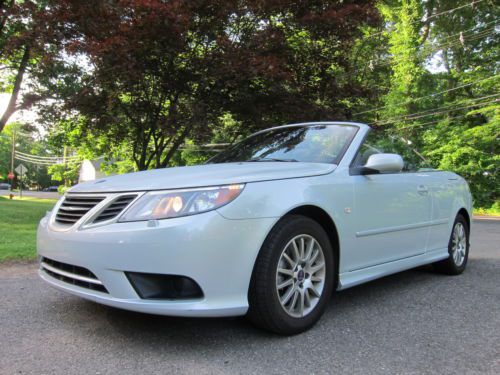 Saab 9 3 convertible 2008 rare 6-speed manual  low mileage