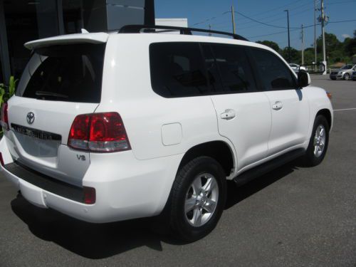 2011 Toyota Land Cruiser 4WD Navigation,Sunroof and DVD Player, US $54,900.00, image 3