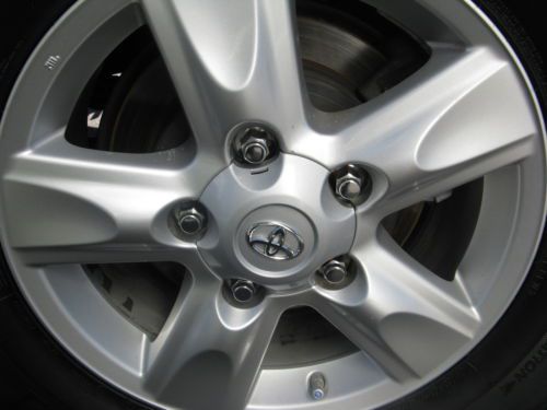 2011 Toyota Land Cruiser 4WD Navigation,Sunroof and DVD Player, US $54,900.00, image 9