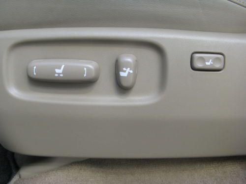 2011 Toyota Land Cruiser 4WD Navigation,Sunroof and DVD Player, US $54,900.00, image 18