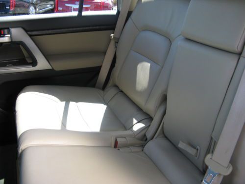 2011 Toyota Land Cruiser 4WD Navigation,Sunroof and DVD Player, US $54,900.00, image 32
