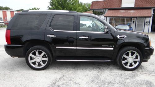 2007 cadillac escalade 2wd loaded nav. backup cam.