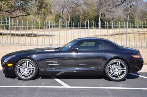 2011 mercedes-benz sls amg