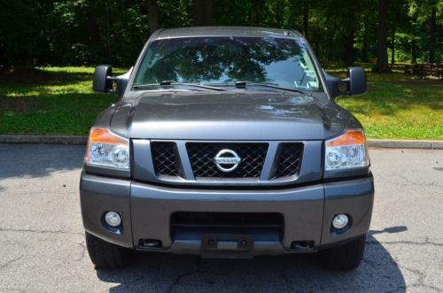 2010 nissan titan pro-4x crew cab pickup 4-door 5.6l one owner, clean