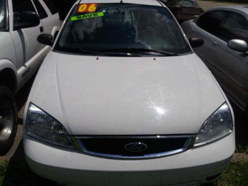 2006 ford focus zx4 sedan 4-door 2.0l