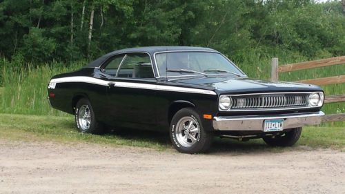 1972 plymouth duster 340 engine car (rare)!