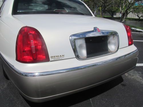 2002 Lincoln Town Car Premium Signature Series 49K MILES! Like NEW FL Car CLEAN!, image 11