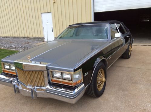 Cadillac. seville