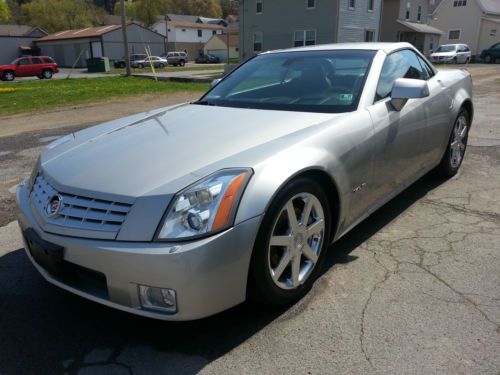 2004 cadillac xlr hardtop convertible 2-door 4.6l