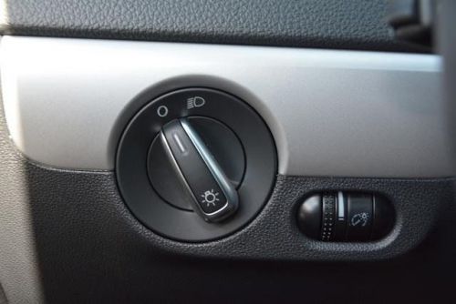 2014 volkswagen jetta se w/connectivity/sunroof