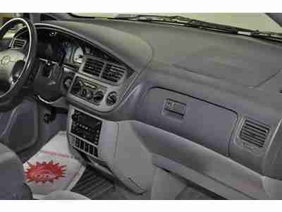 2002 Toyota Sienna LE Low Reserve Great condition, image 20