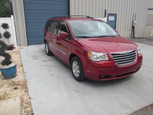 2010 chrysler town and country satellite minivan v6 3rd row 10 van knoxville tn