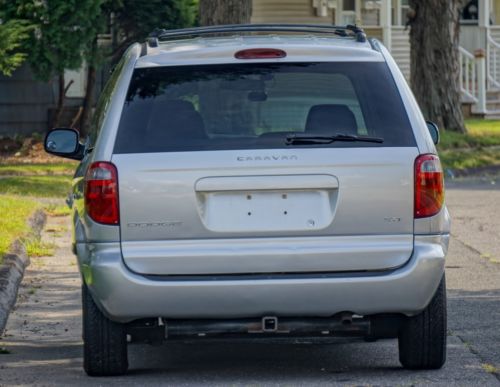 2005 dodge caravan sxt mini passenger van 4-door 3.3l