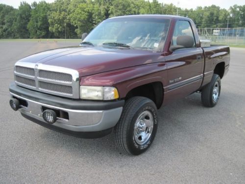 01dodge ram 1500 4x4 4wd regular cab bed liner v8 automatic