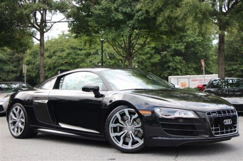 5.2l-quatro,manual,cf sideblade,cf engine bay,navi+,rear cam,enhanced leather!