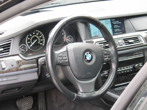 2012 BMW 750 LI Sedan ( 7 Series ) X-Drive * Super Clean * One Owner ! *, image 6