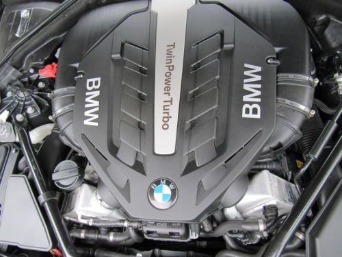 2012 BMW 750 LI Sedan ( 7 Series ) X-Drive * Super Clean * One Owner ! *, image 12