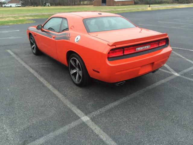 2013 - dodge challenger