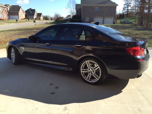 2011 bmw 5-series 550i x-drive m sport package