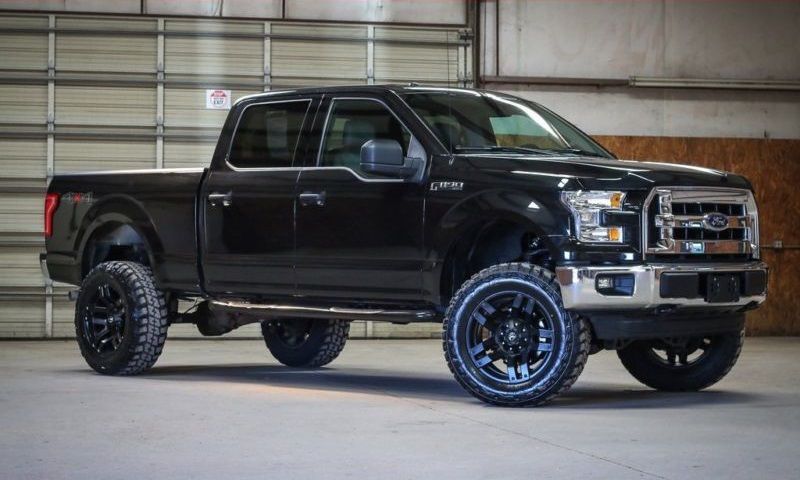 2015 ford f-150 xlt lifted 4x4 truck