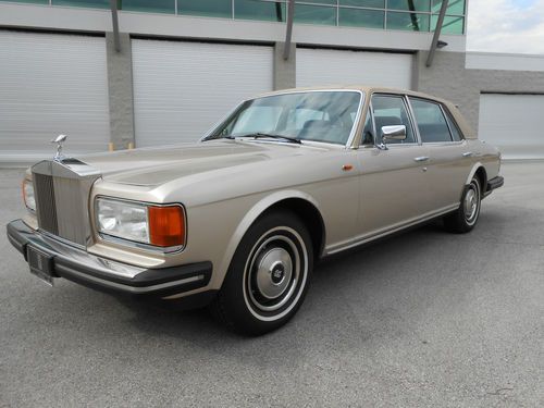 1981 rolls royce silver spur base sedan 4-door 6.7l rare sunroof and 58k miles!