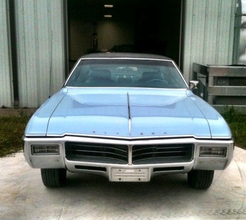 1969 baby blue riviera gs